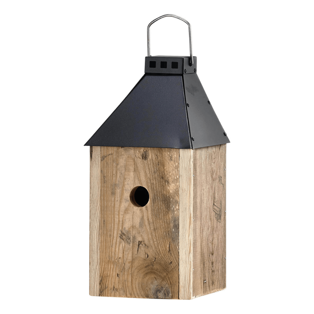 Fuglehus til haven | A2 Living Sort Mini ‘Birdy Sleep Wall’ Fuglehus genbrugs træ | L17xB17xH36,5 cm